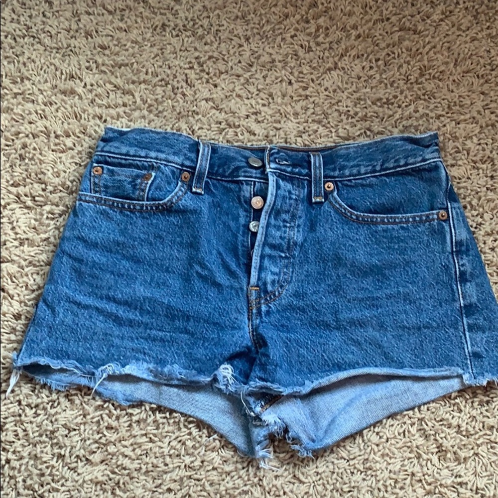 Levi’s button-fly highwaisted shorts